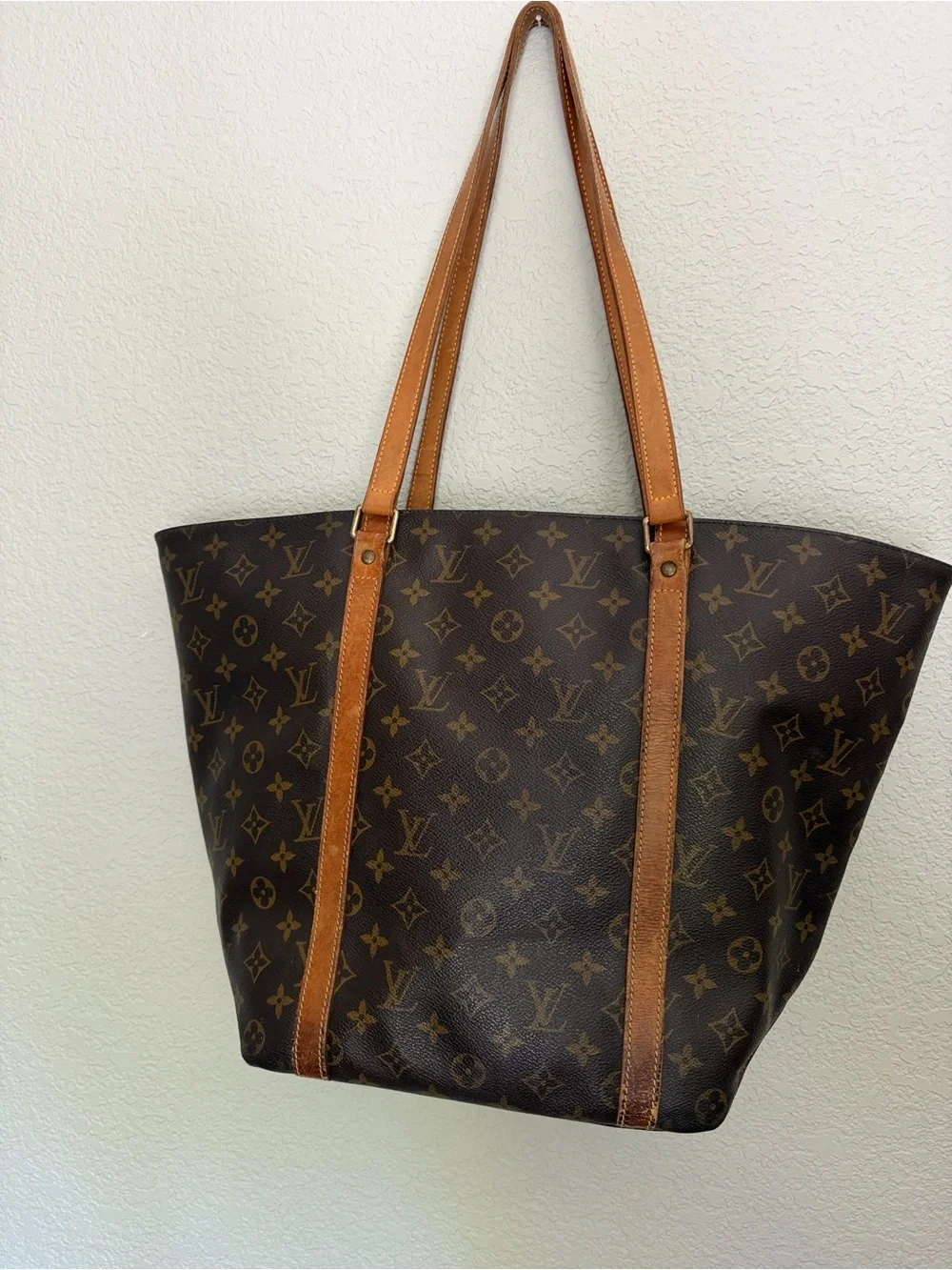 AUTHENTIC Louis Vuitton Monogram Canvas Tote BUNDLED with 2 wallets!